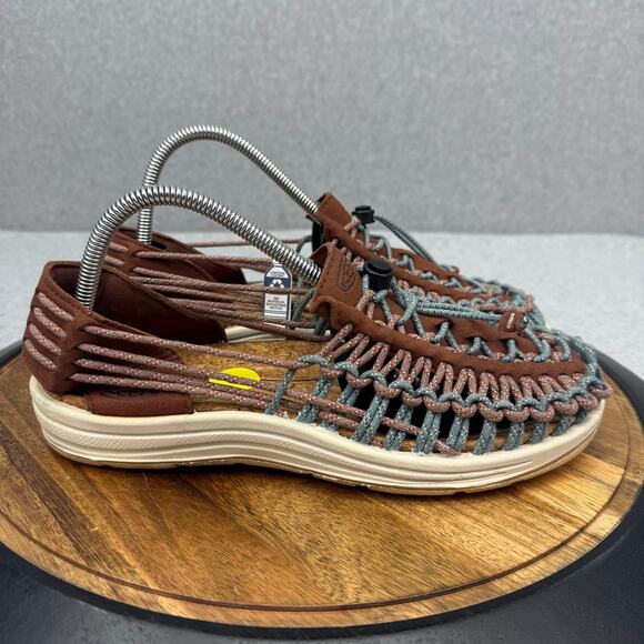 Keen Uneek II Sandals Men\'s 9 Harvest Brown Blue Outdoor Water Trail